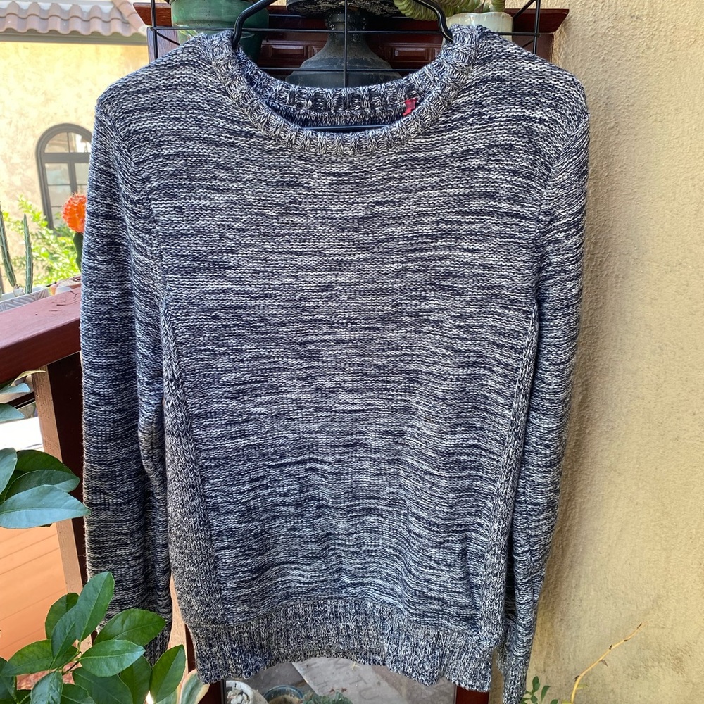 Banks cozy grey sweater